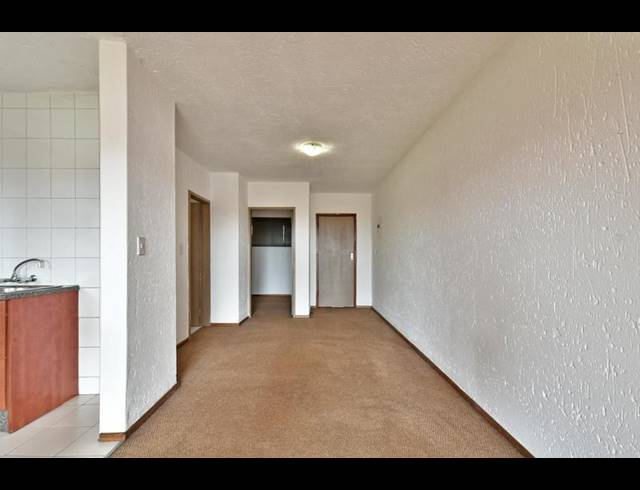 1 BEDROOM APARTMENT FOR SALE IN RANDPARK RIDGE